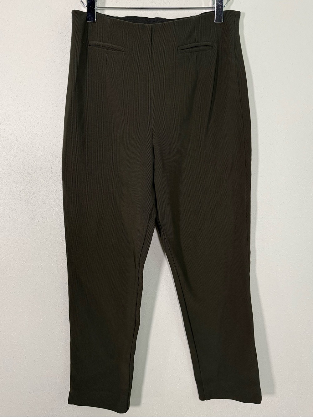 Equestrian Olive Green Pull On Ankle Pants Size Small High Rise Stretch